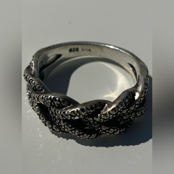 Sterling silver marquisite ring - stamped - Picture 4 of 9